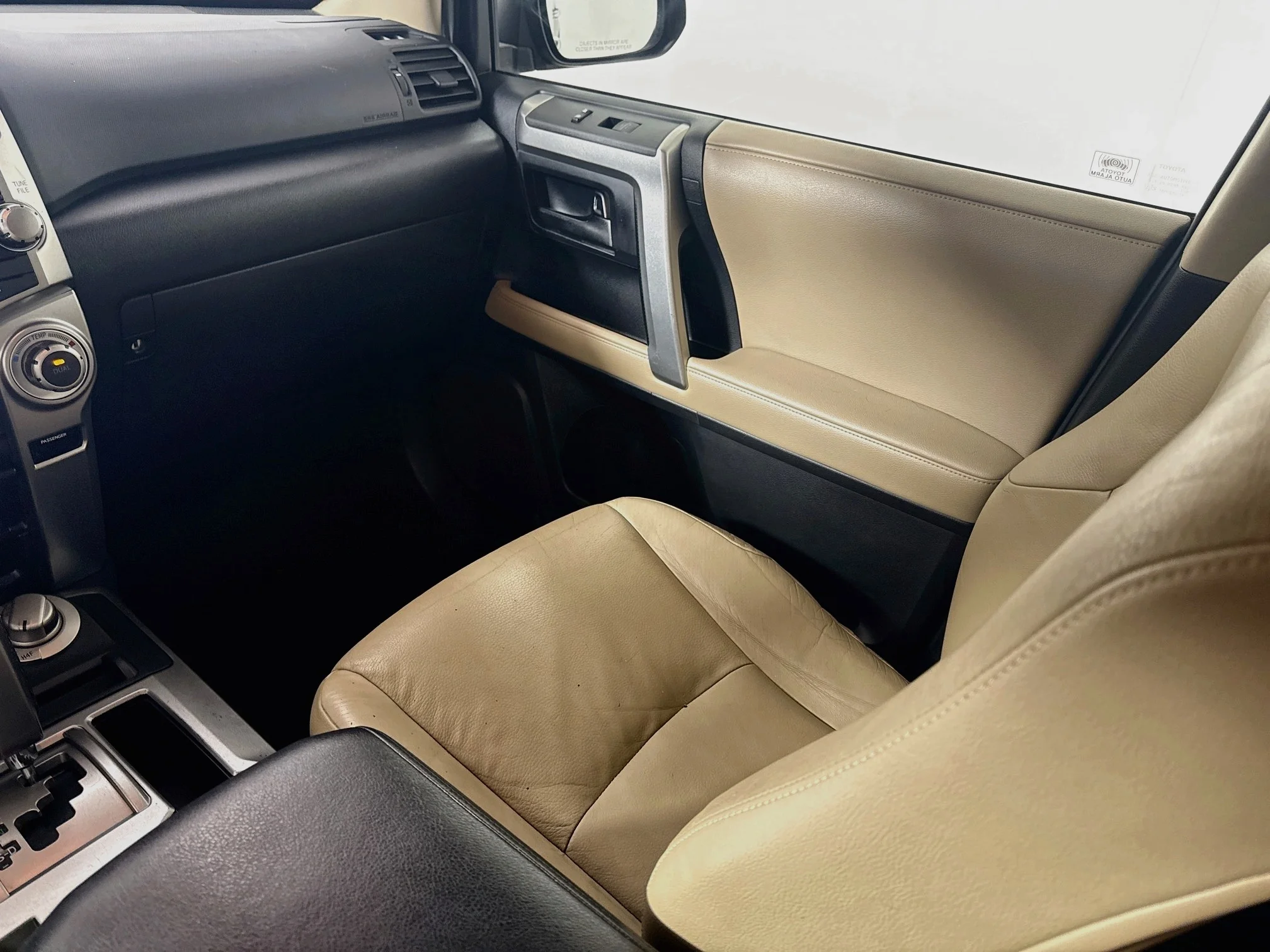 Used 2012 Black Toyota Limited image 22