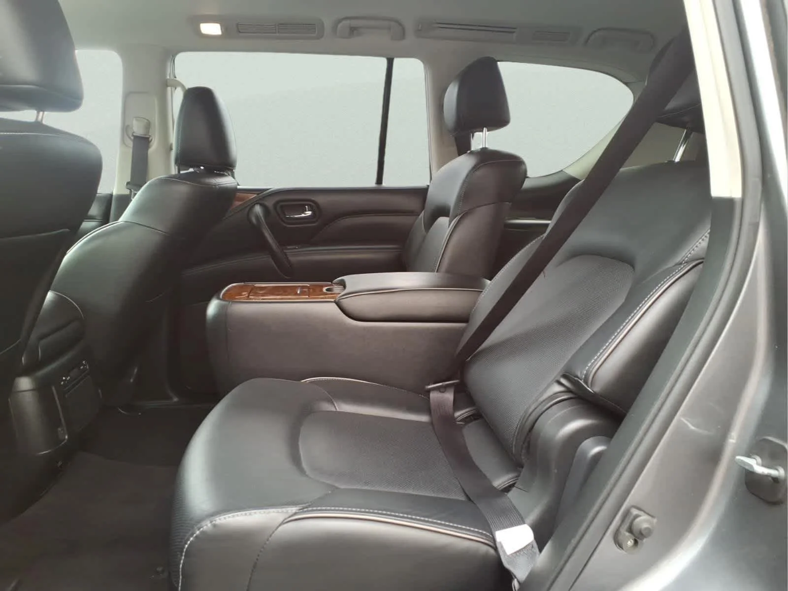 Used 2019 Graphite Shadow INFINITI LUXE image 28