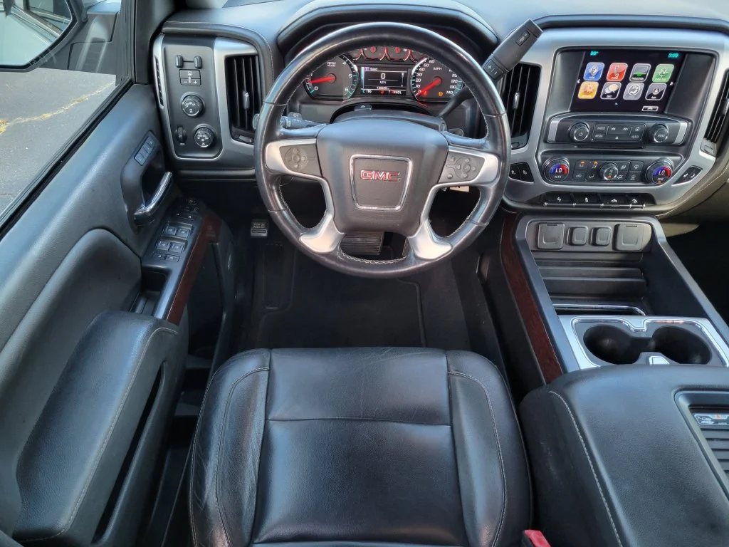 Used 2018 SUMMIT WHITE GMC SLT image 18