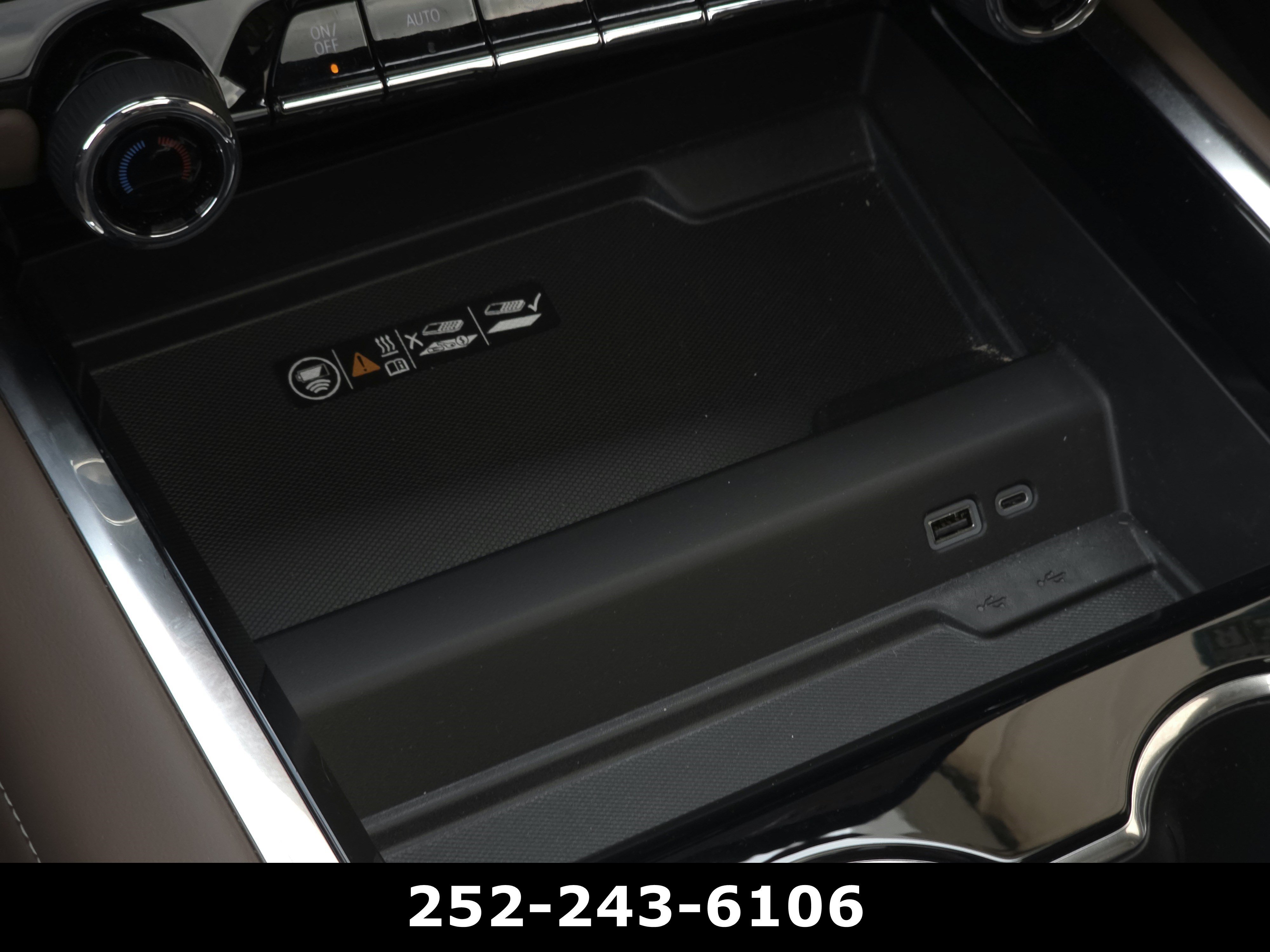 Used 2025 Black Chevrolet High Country image 13