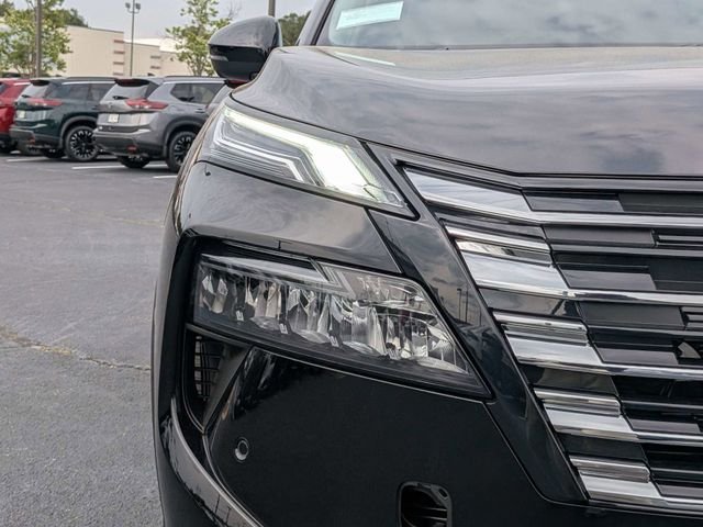 New 2026 Super Black Nissan Platinum image 10