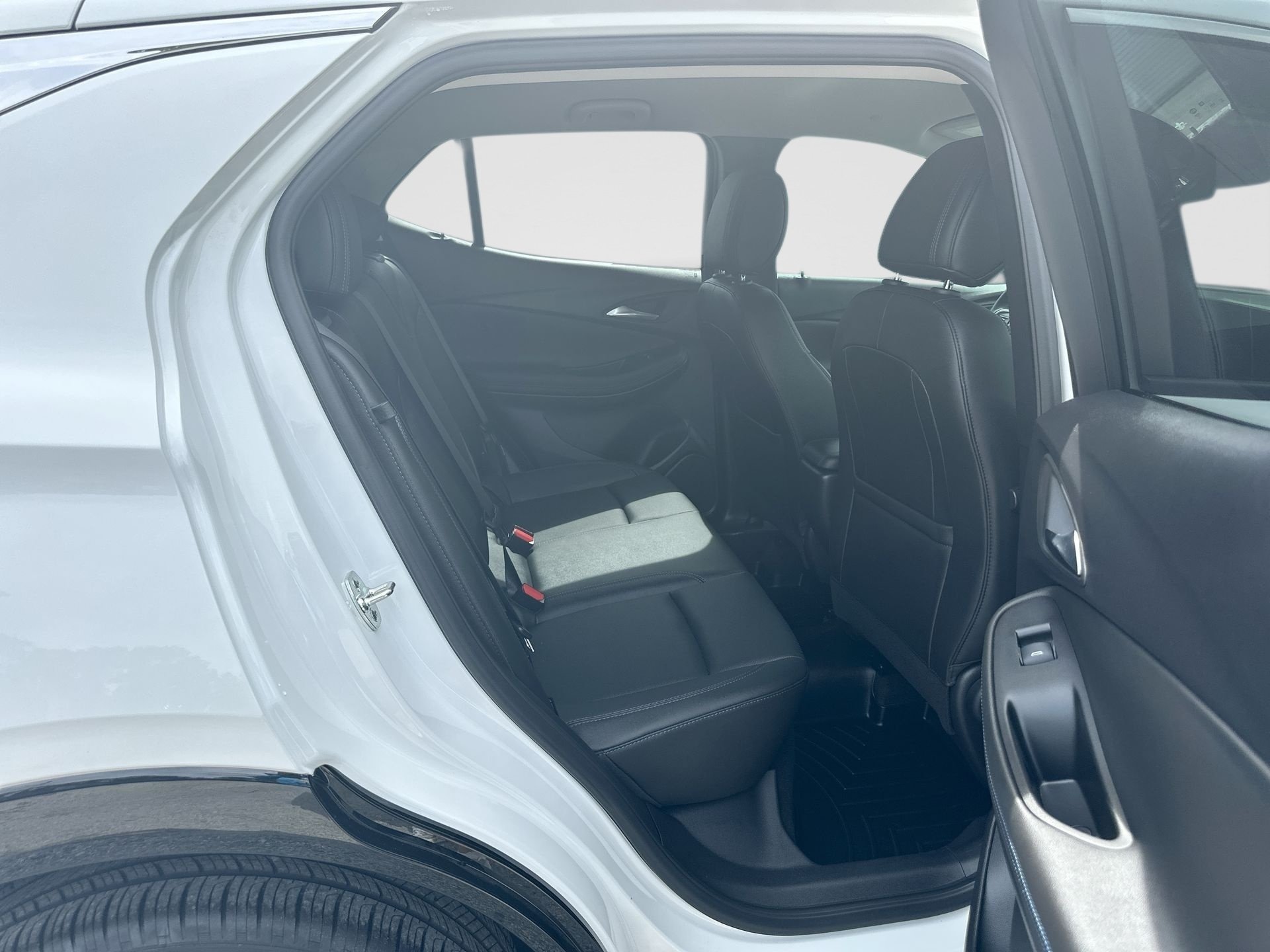 2025 Buick Encore GX Sport Touring - Photo 25
