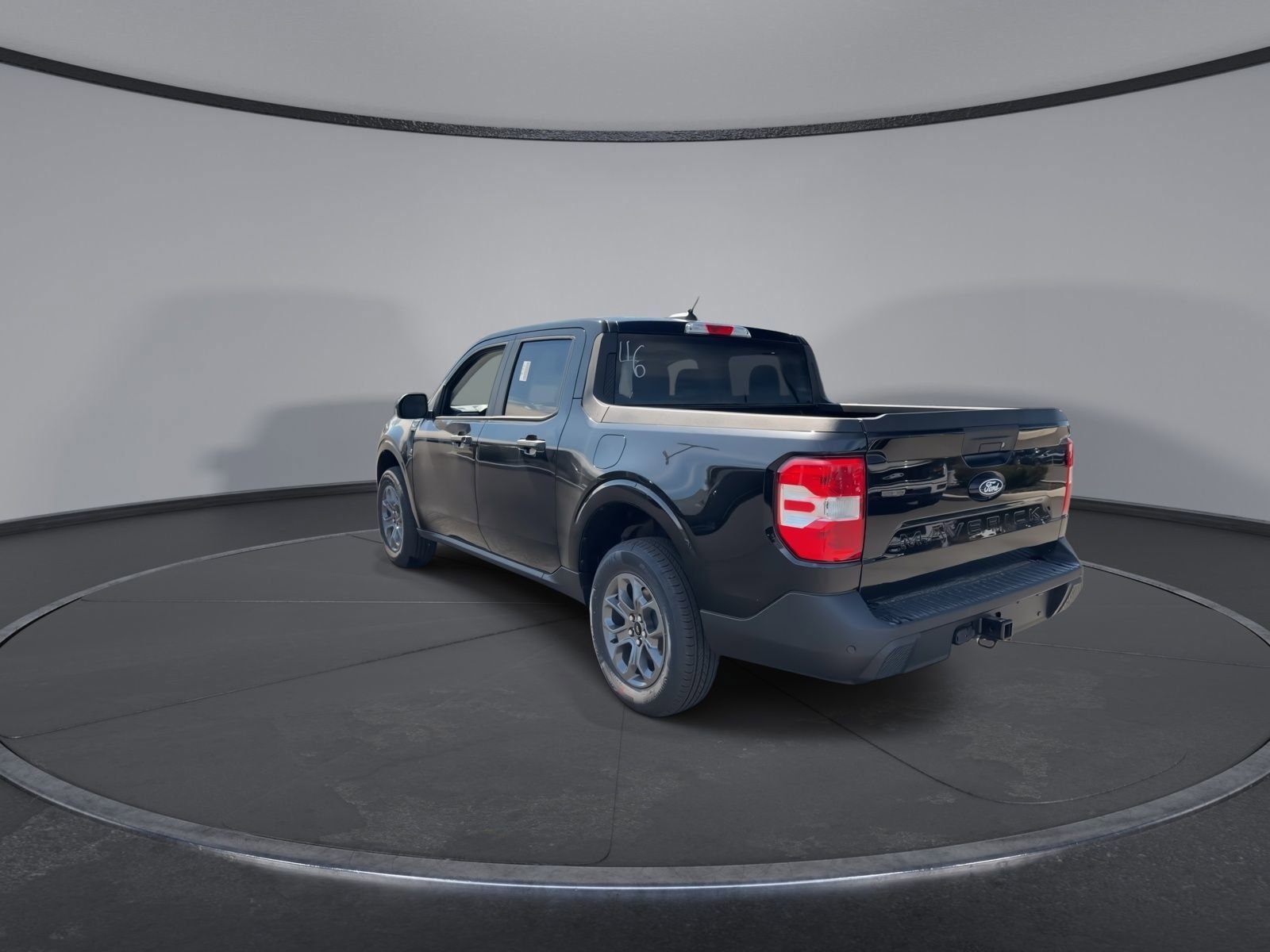 New 2026 Shadow Black Ford XLT image 6