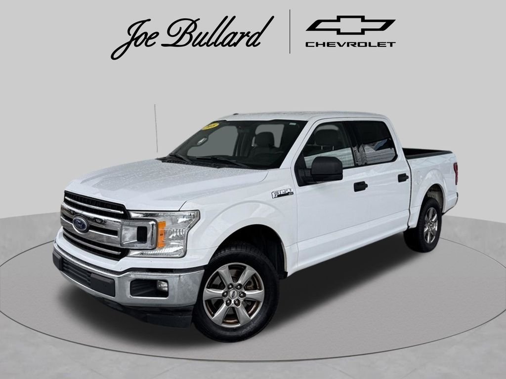 Used 2018 White Ford XLT image 1