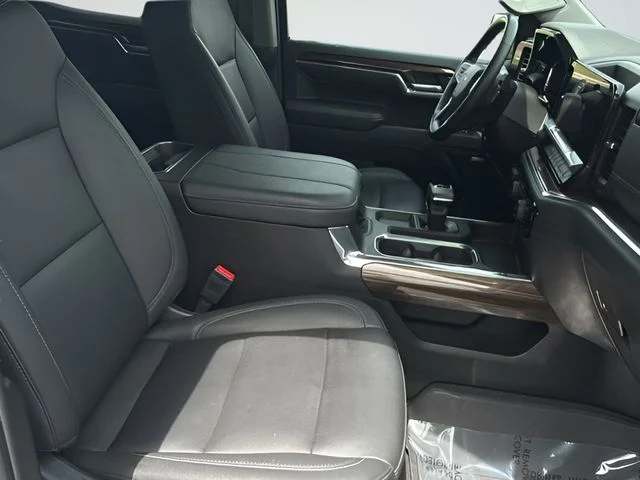 Used 2024 Gray Chevrolet RST image 9
