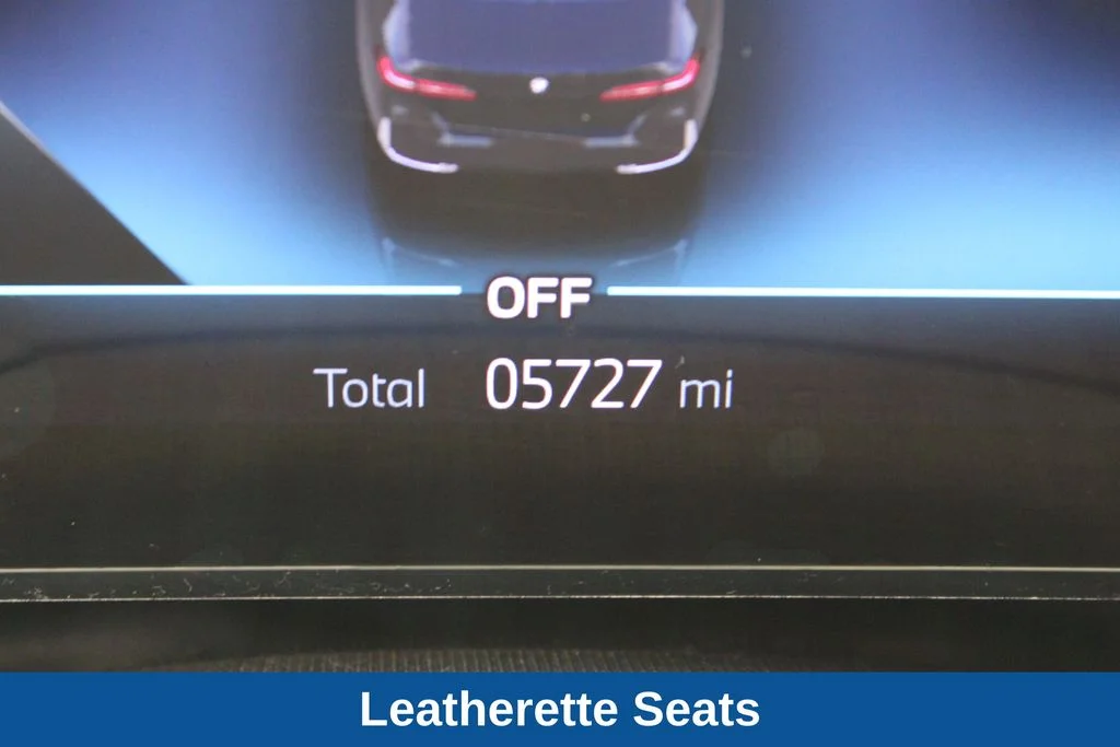 Certified Used 2026 Black Sapphire Metallic BMW 540i xDrive image 3