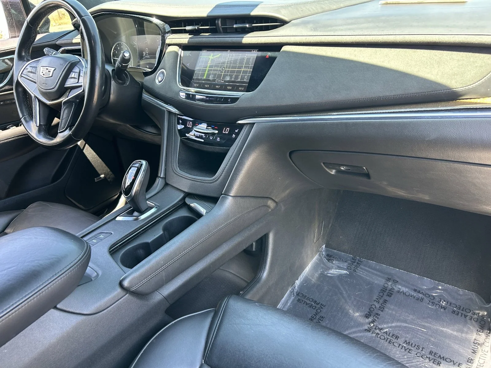 Used 2018 Dark Granite Metallic Cadillac Platinum AWD image 13