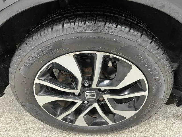 Used 2014 Black Honda EX image 15