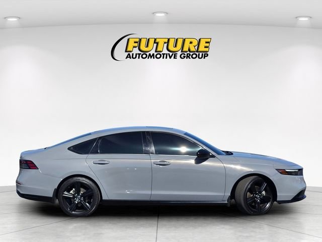 Used 2023  Honda Sport-L image 3