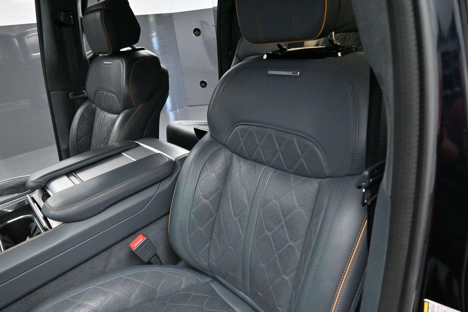 Used 2022 Blue Jeep Series III image 16