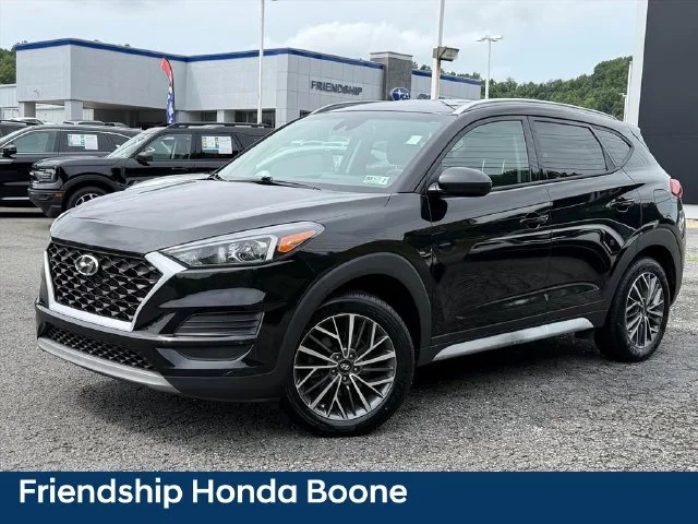 Used 2021 Black Hyundai SEL image 2