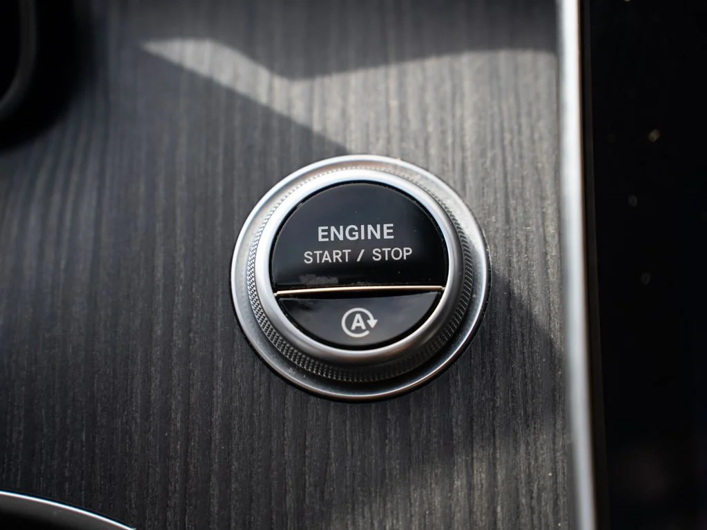 Used 2023  Mercedes-Benz C 300 image 29