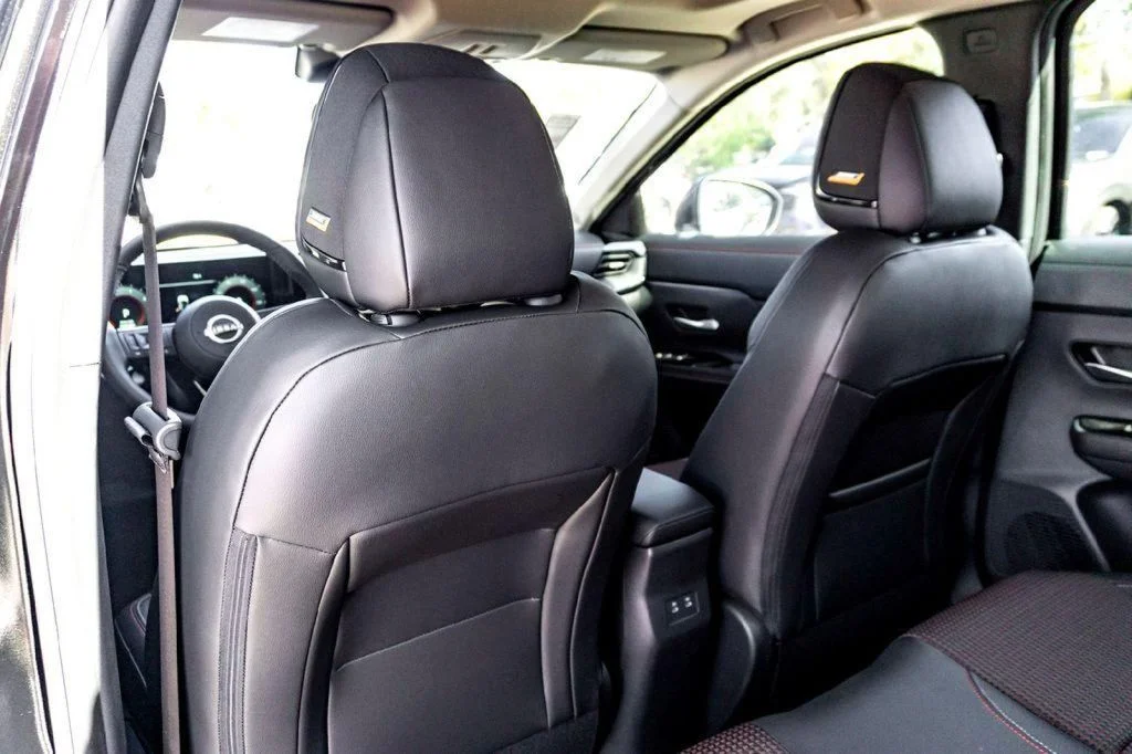 New 2026 Black Nissan SR image 19
