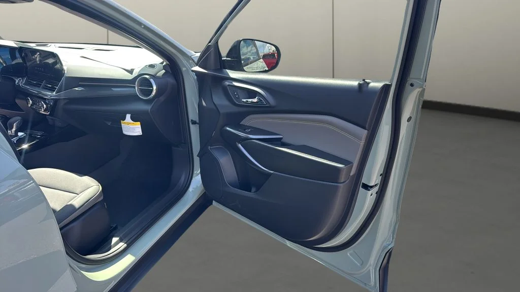 New 2026 Green Chevrolet ACTIV image 16