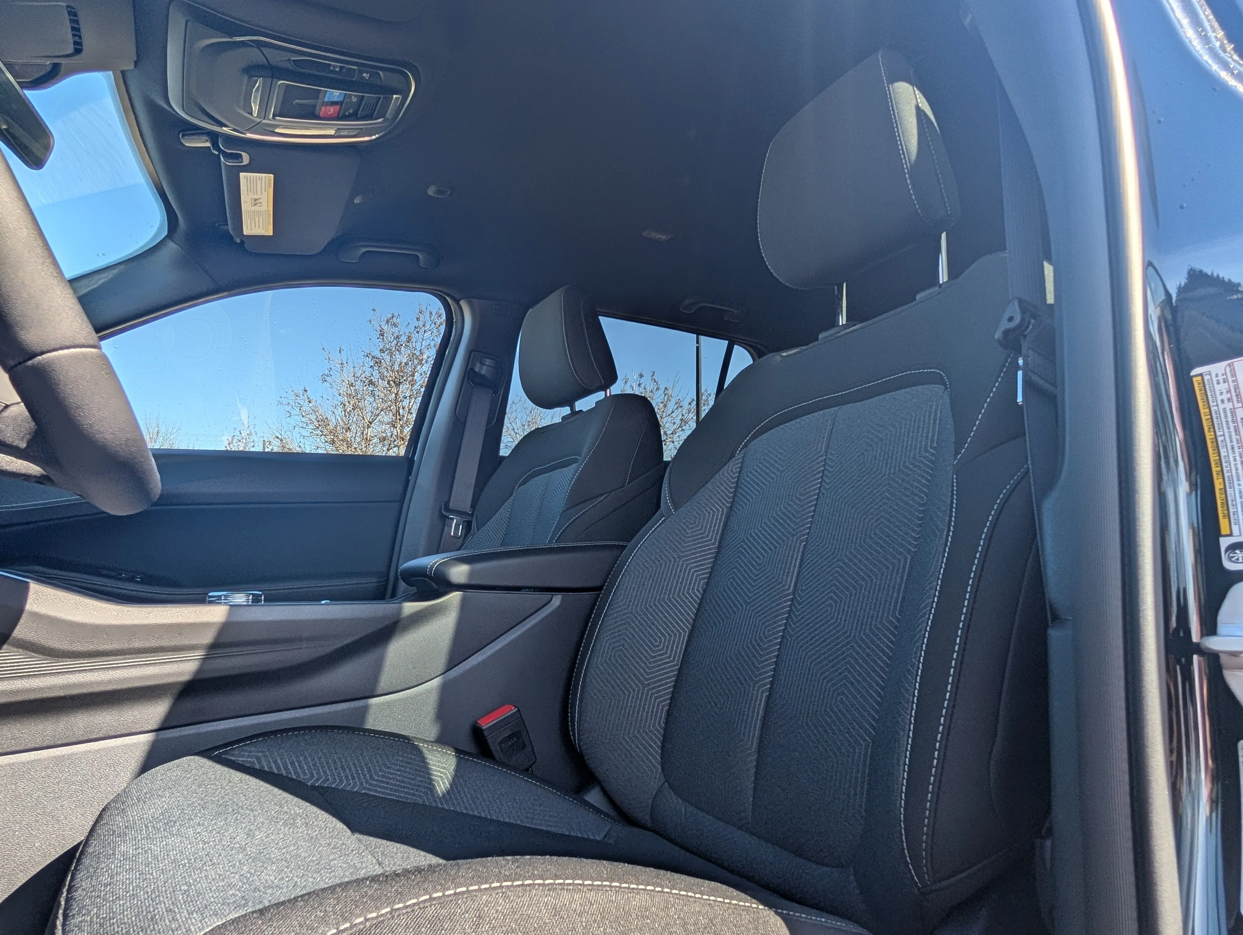 New 2026 Diamond Black Crystal Pearl Jeep Laredo image 17