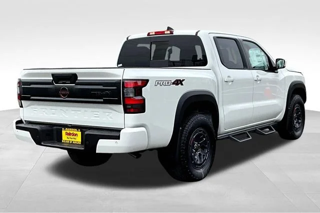 2025 Nissan Frontier PRO-4X - Photo 16
