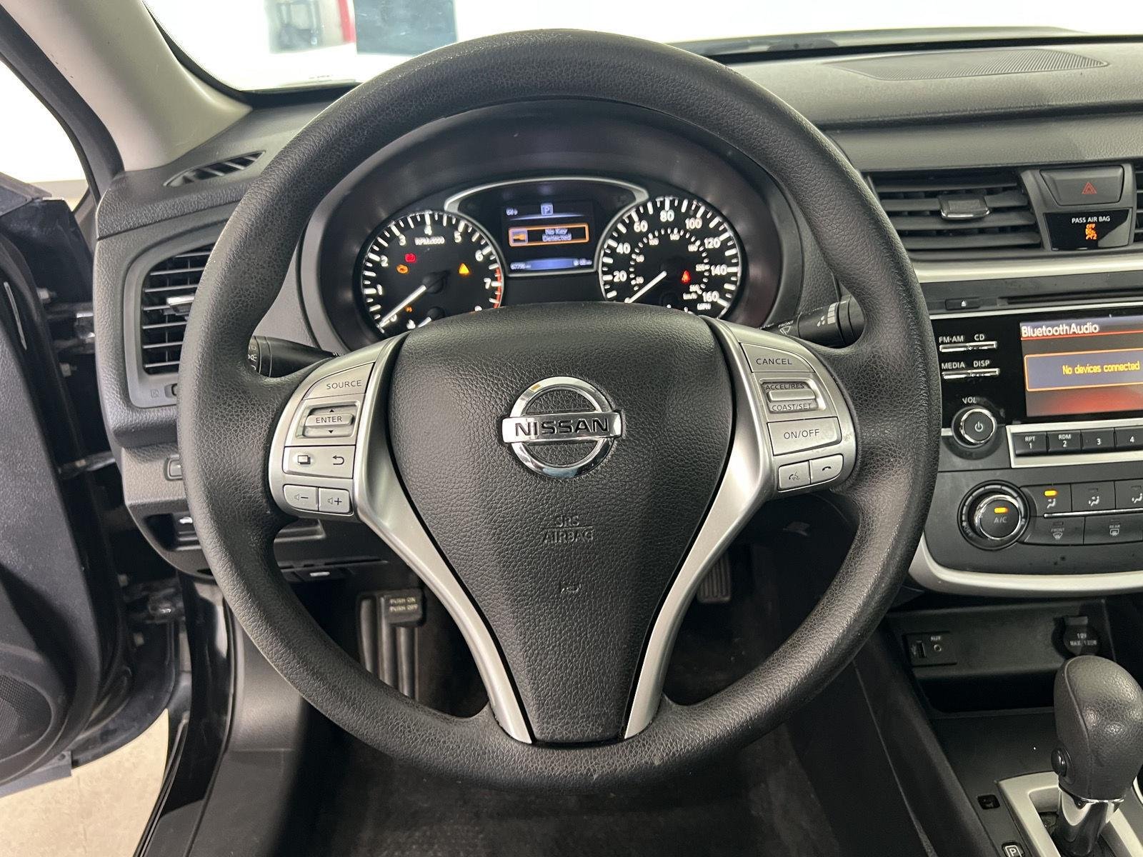 Used 2016 Super Black Nissan 2.5 S image 15