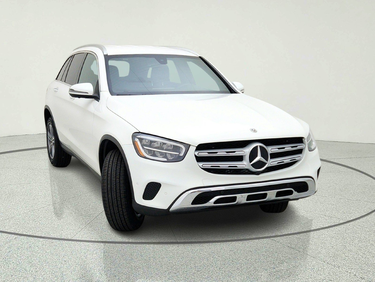 Certified Used 2021 Polar White Mercedes-Benz GLC 300 image 4