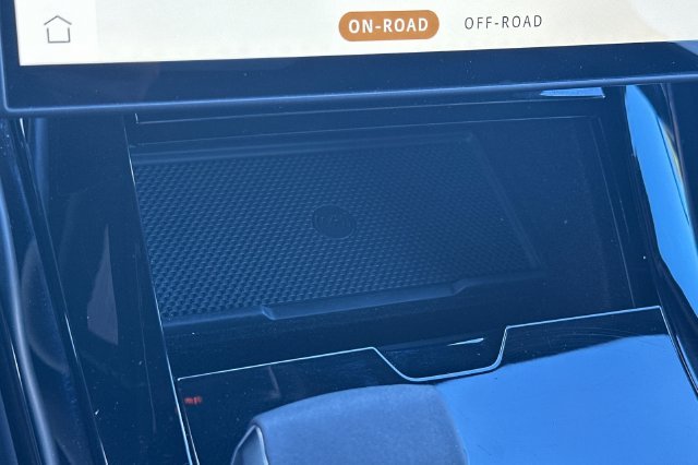 Certified Used 2025 Blue Land Rover SE image 20