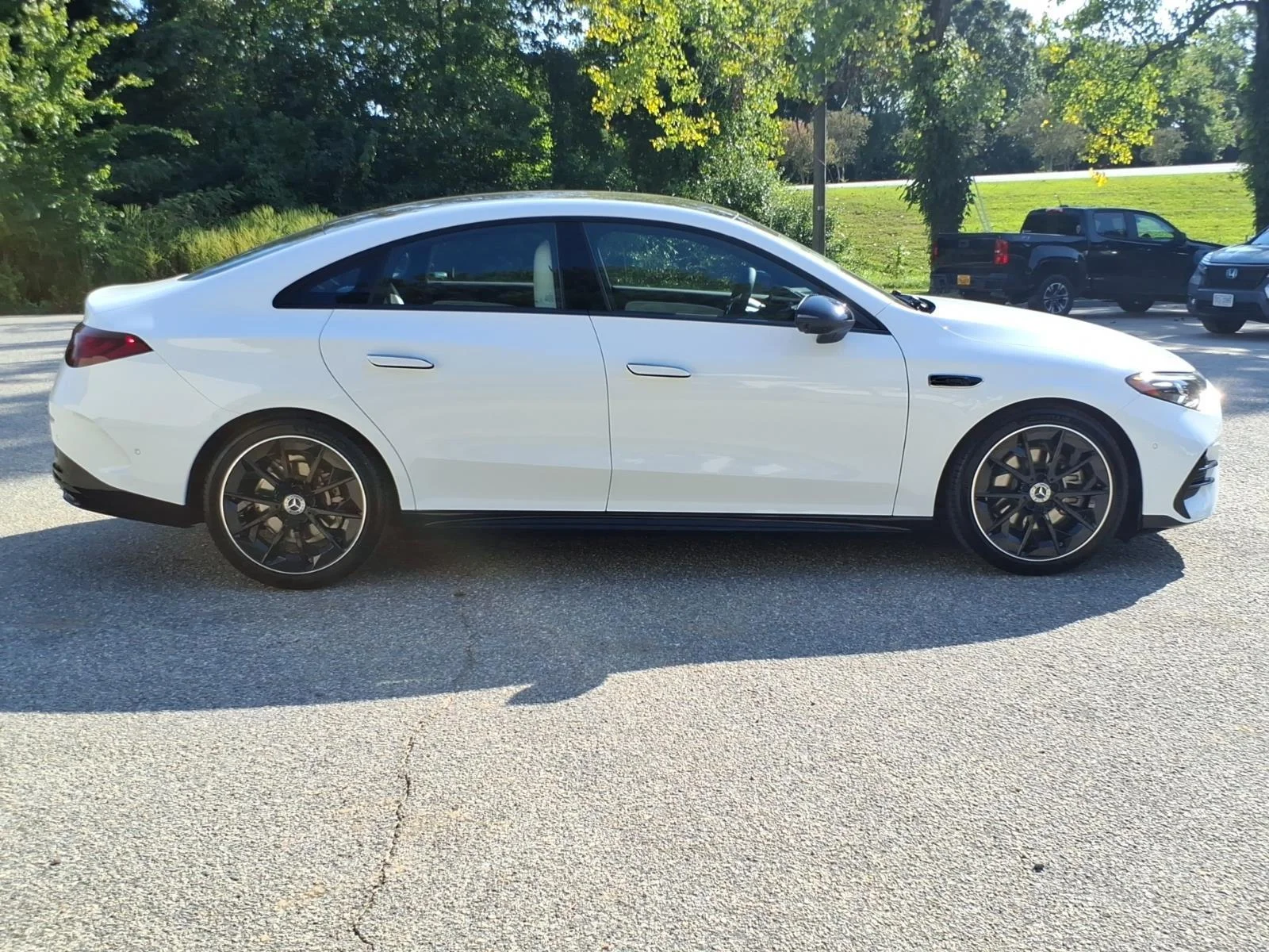 New 2027 Polar White Mercedes-Benz CLA 220 Hybrid image 7