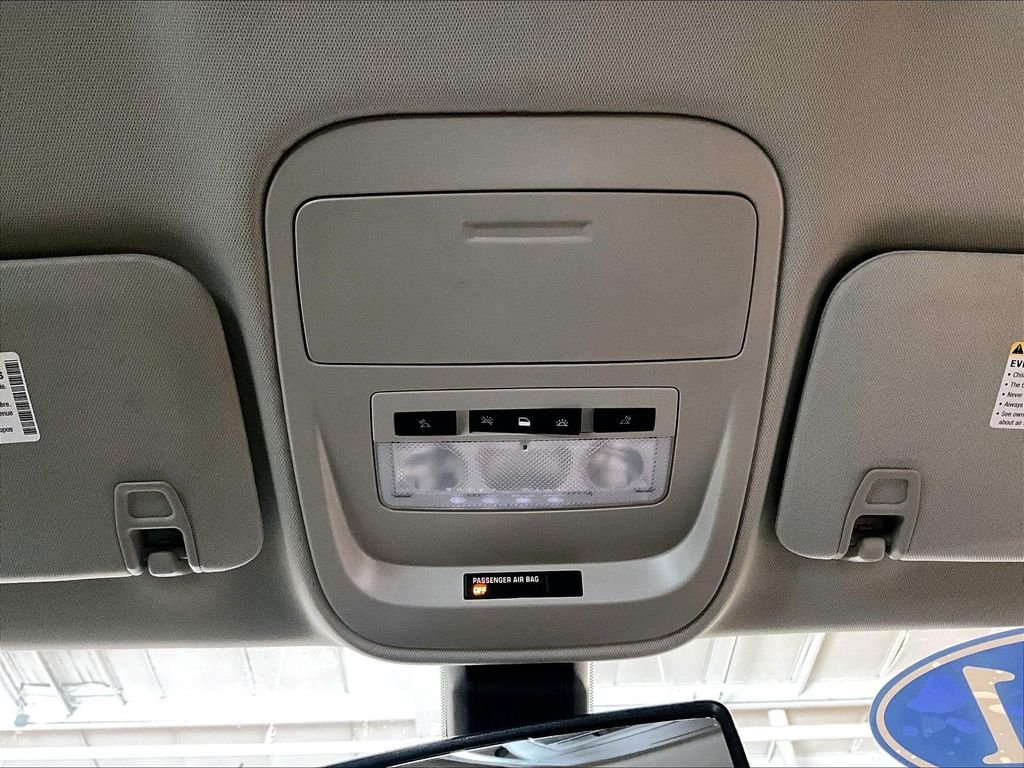 Used 2021 Gray Chevrolet ZR2 image 22