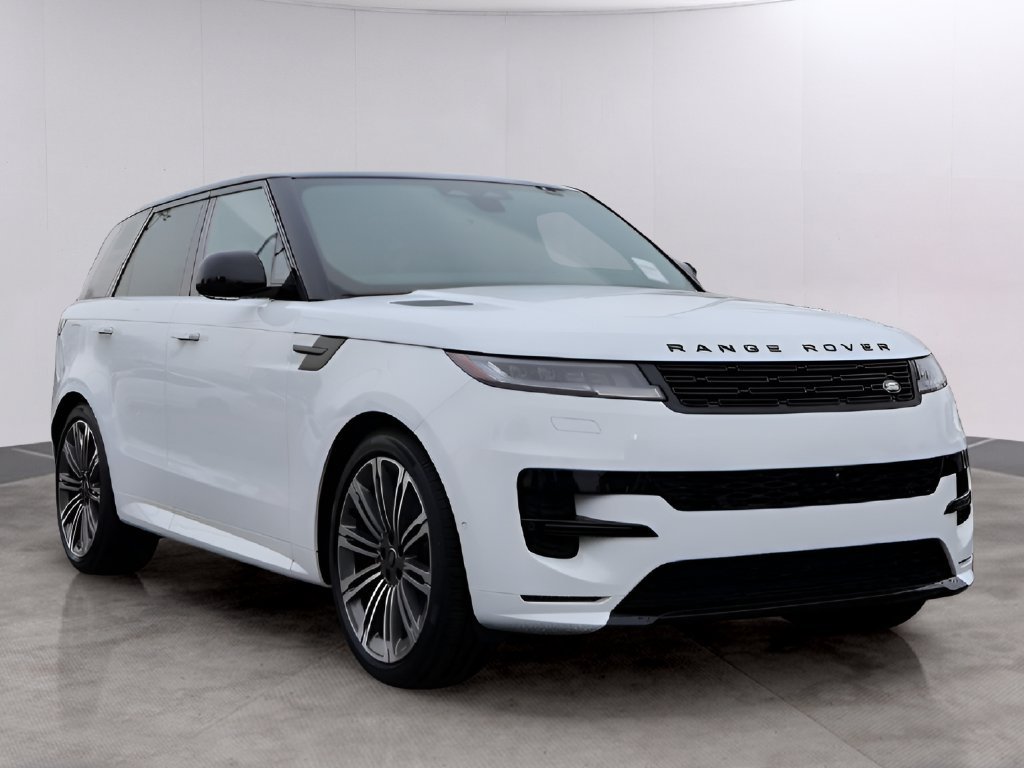 Certified Used 2025 Fuji White Land Rover Dynamic SE image 3