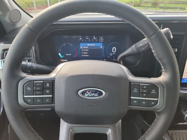 New 2026 Oxford White Ford Lariat image 30