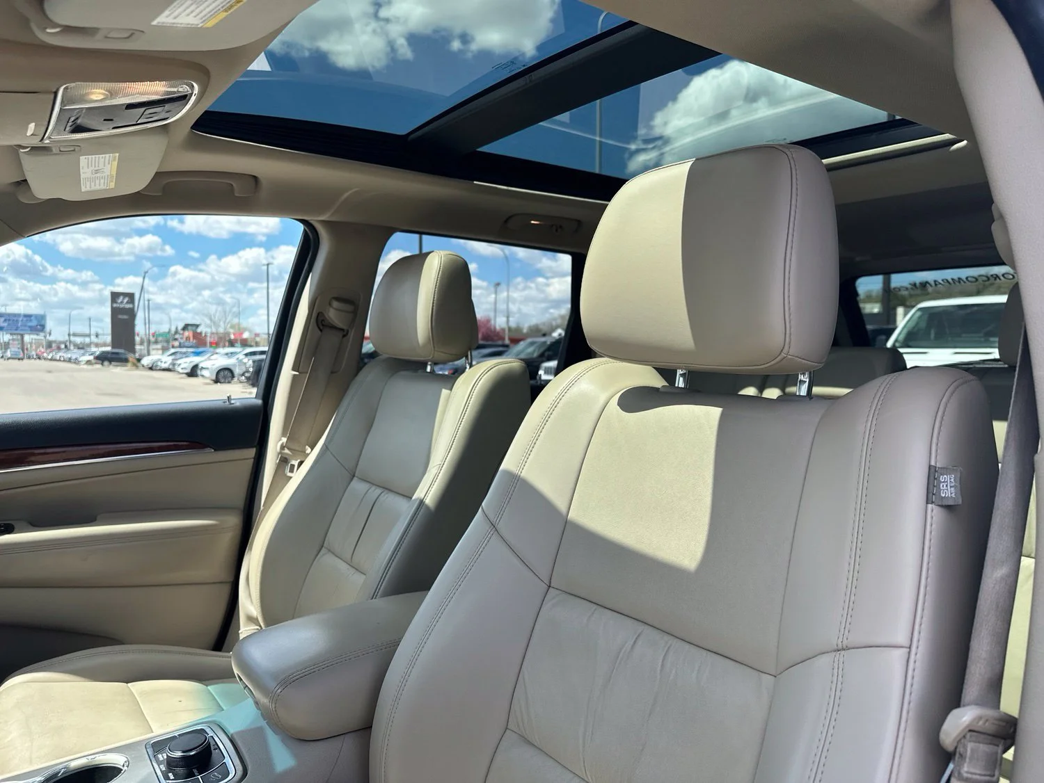 2011 Jeep Grand Cherokee Limited - Photo 12