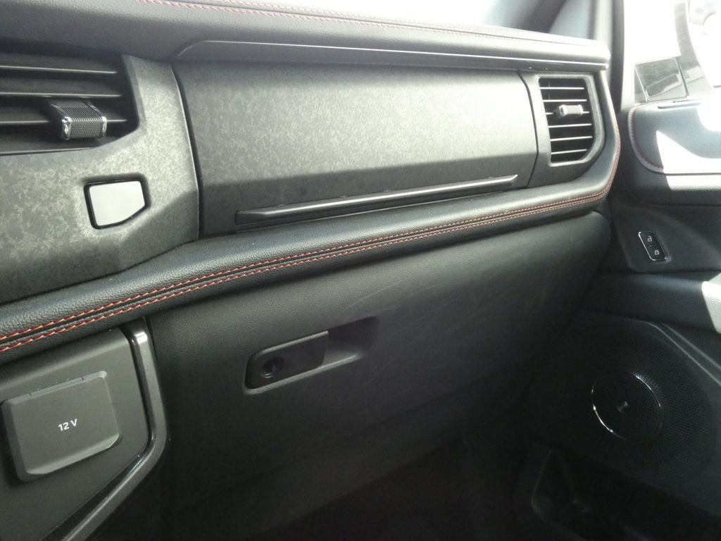 Used 2023 White Ford Limited image 34