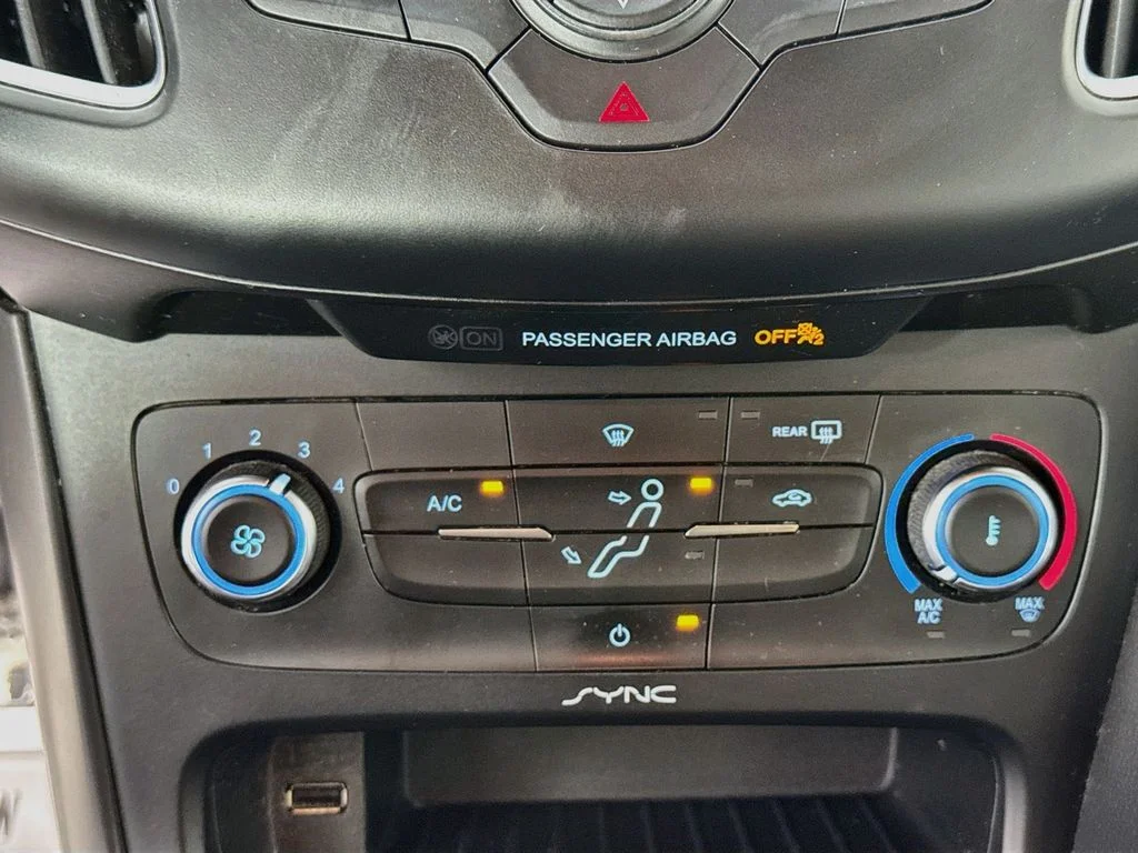 Used 2015 Magnetic Ford ST image 17