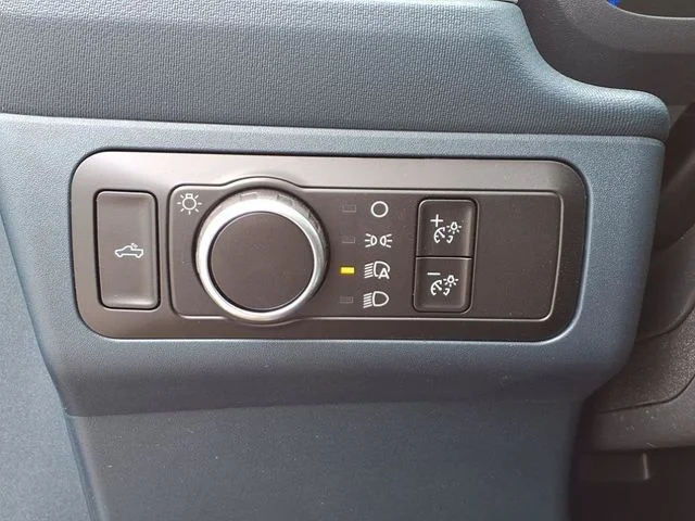 2025 Ford Maverick XLT - Photo 11