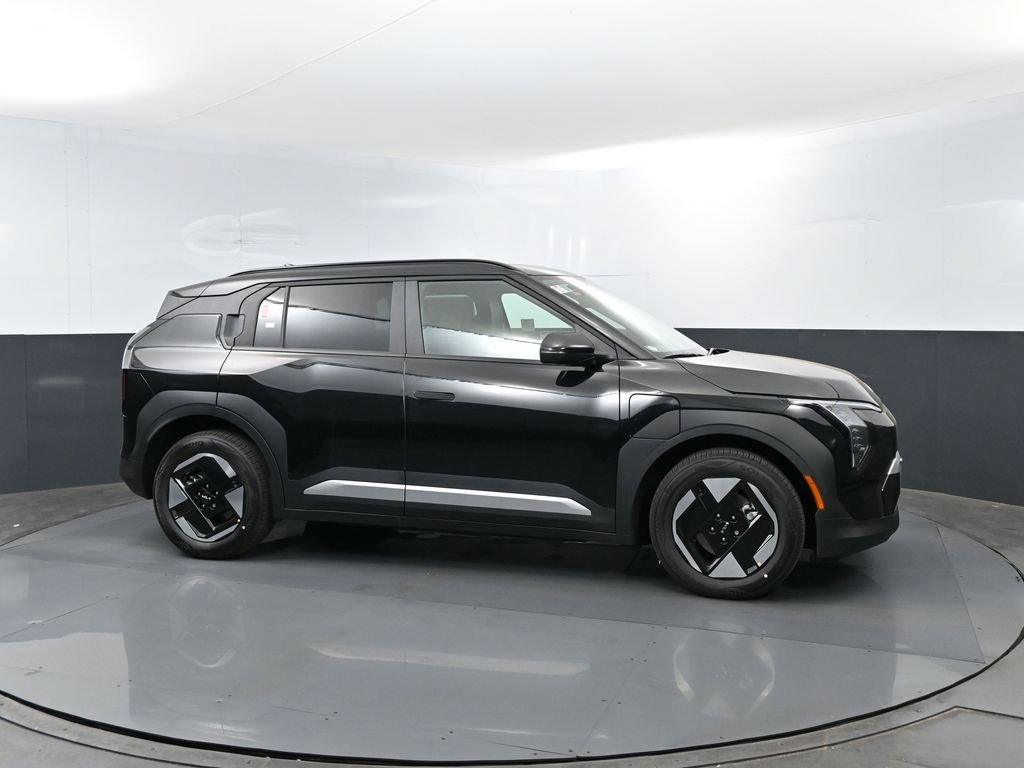 New 2027 Aurora Black Pearl Kia Wind image 4