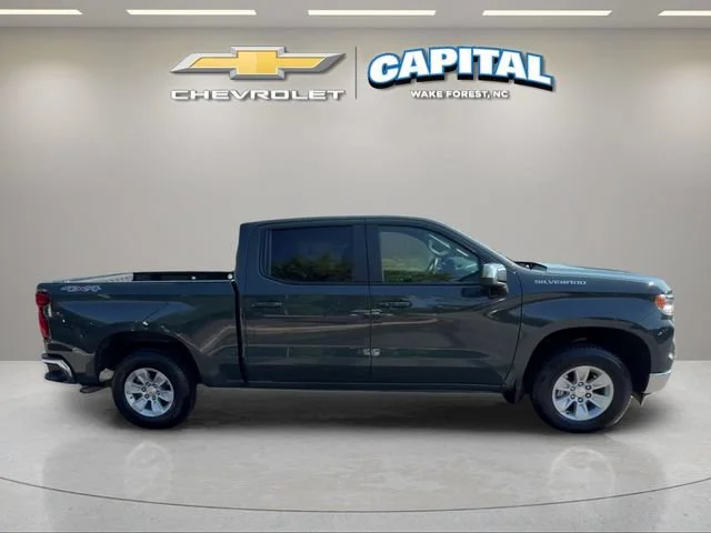 Used 2025 Cypress Gray Chevrolet LT image 6