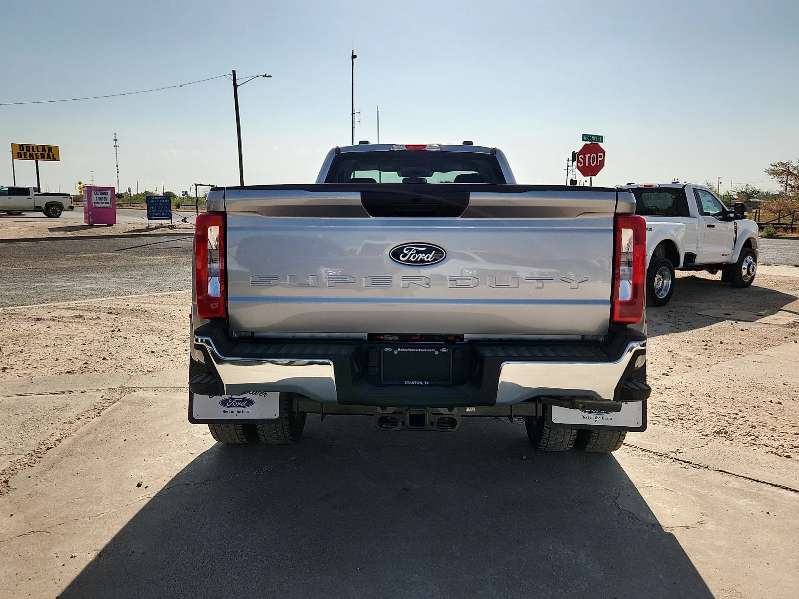 New 2027 Iconic Silver Metallic Ford XLT image 6