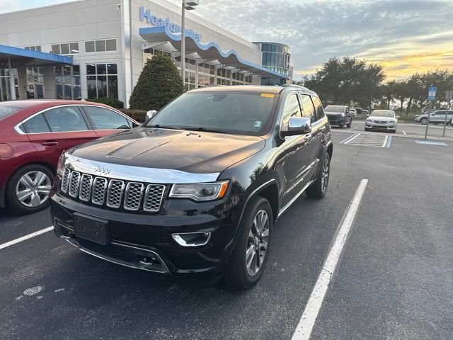 Used 2018 Diamond Black Jeep Overland image 3
