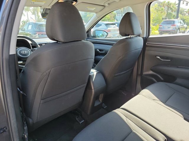 2023 Hyundai Tucson SE - Photo 7