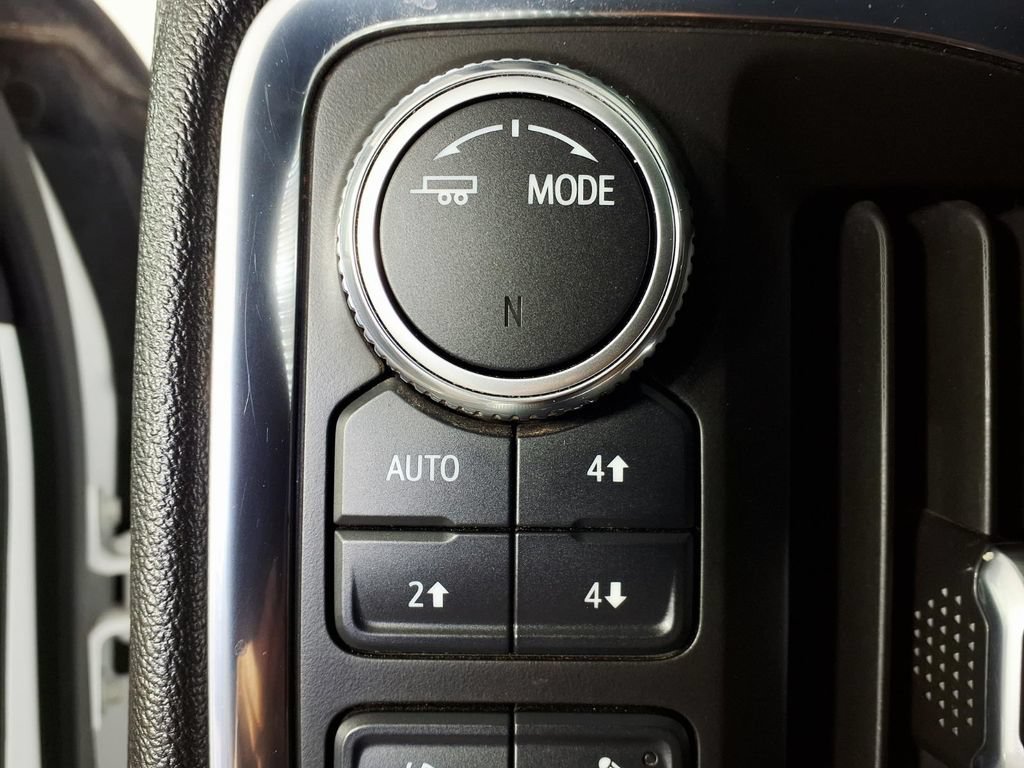 Used 2021 SUMMIT WHITE GMC SLT image 17