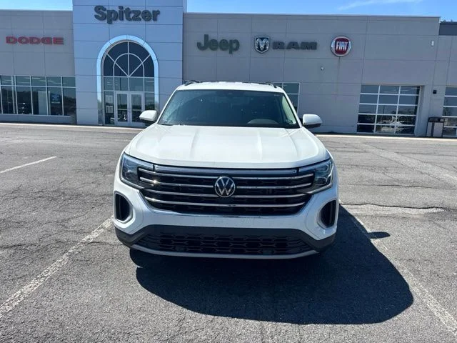 Used 2024  Volkswagen 2.0T SE w/Technology image 6
