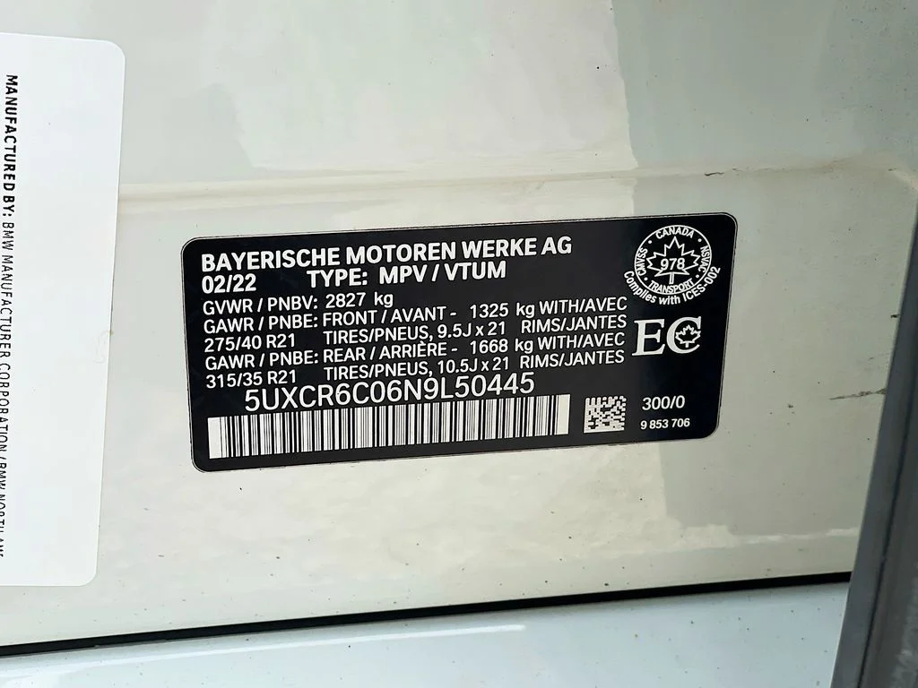Used 2022 White BMW xDrive40i image 34