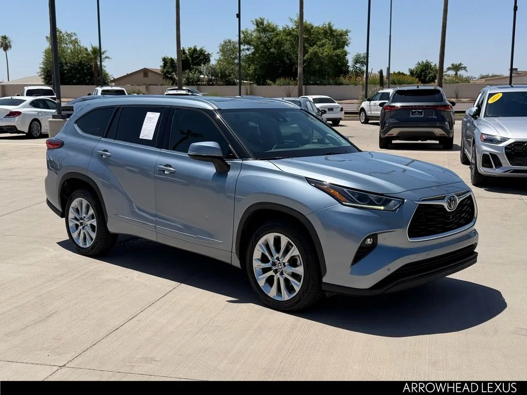 Used 2020 Gray Toyota Limited image 9