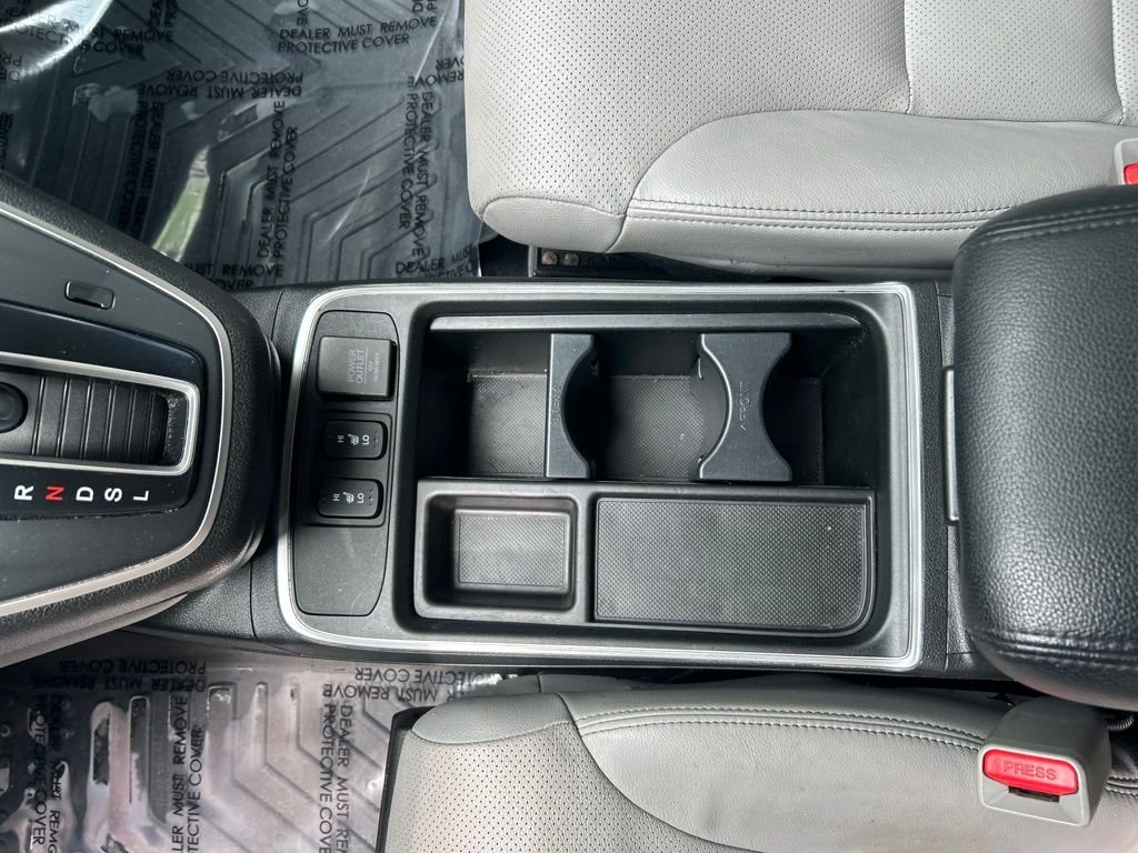 Used 2015  Honda Touring image 16