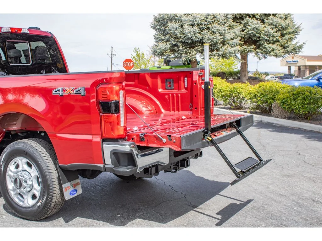 2026 Ford F-250 Super Duty XLT - Photo 13