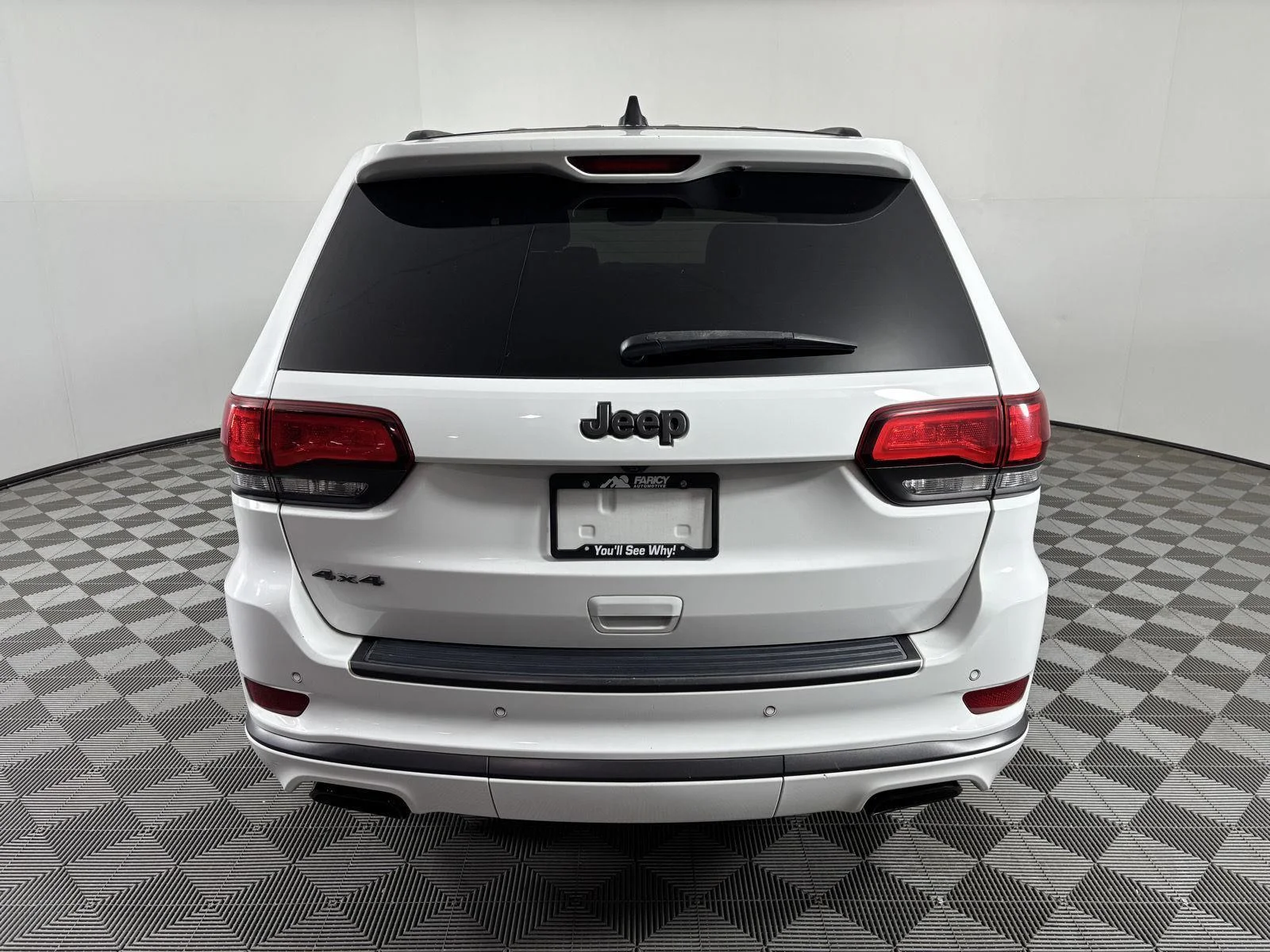 Used 2018 Bright White Clearcoat Jeep High Altitude image 4