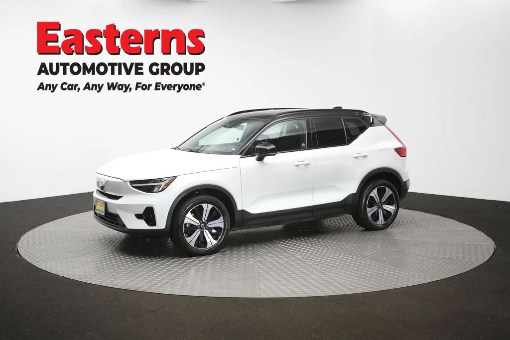 Used 2023 White Volvo Twin Plus image 51
