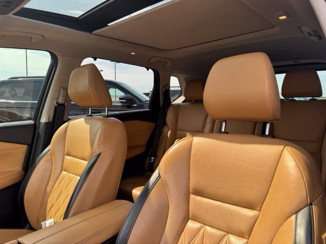 Used 2021 Blue Nissan Platinum image 24