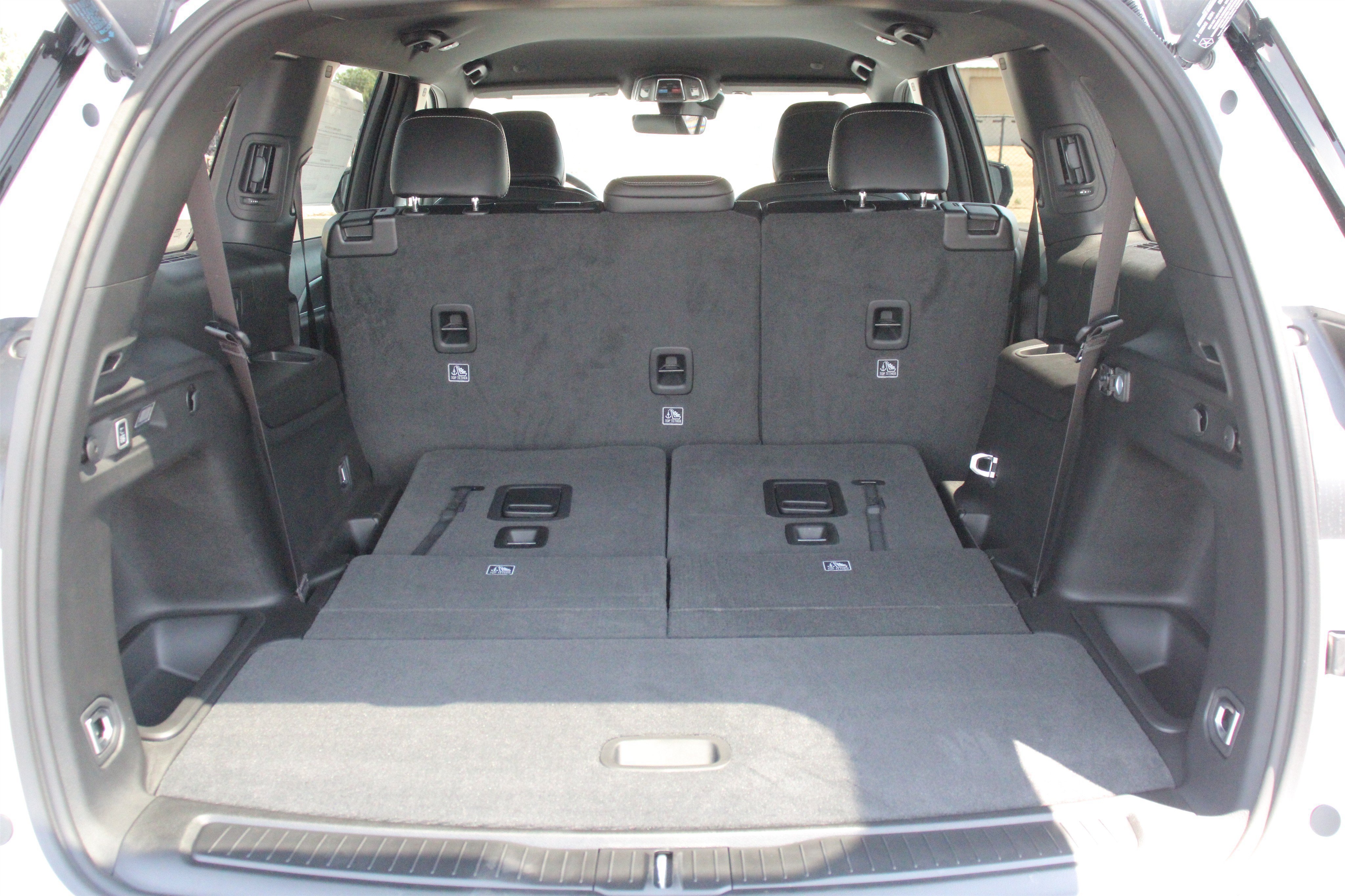 New 2026 Bright White Clearcoat Jeep Laredo Altitude image 29
