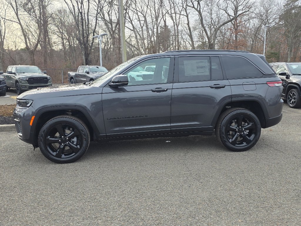 New 2026 Baltic Gray Metallic Clearcoat Jeep Limited image 9
