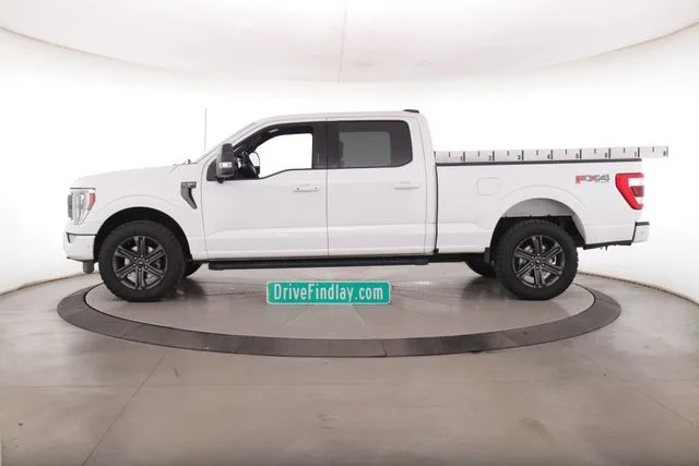 Used 2023 White Ford Lariat image 9