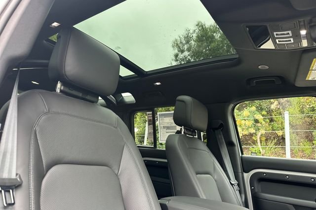 New 2026 Borasco Grey Land Rover X-Dynamic SE image 15