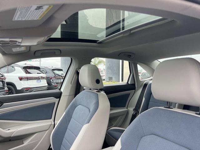 New 2026 White Volkswagen 1.5T SE image 19